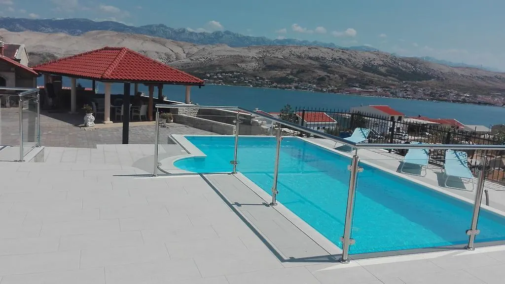 Apartments Ivita Pag Town