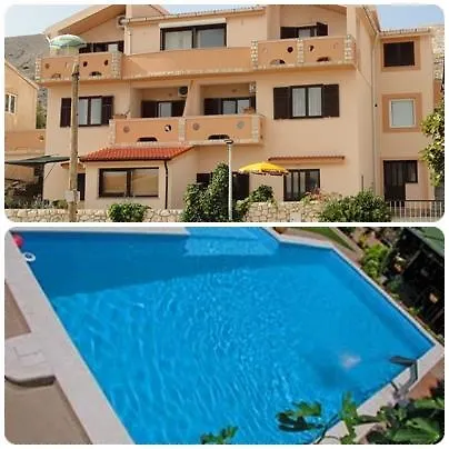 Apartments Ivita Pag Town