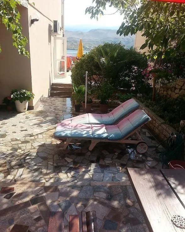 Apartments Ivita Pag Town